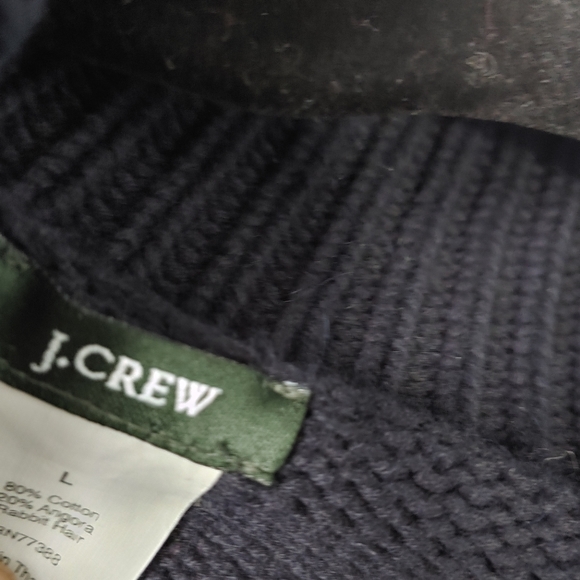 Sweater - Picture 5 of 5